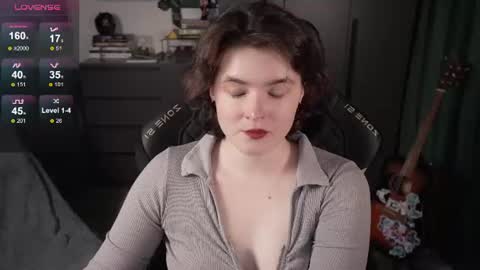 Helen Blossom online show from 07.01.26