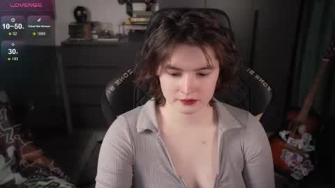 Helen Blossom online show from 07.16.26