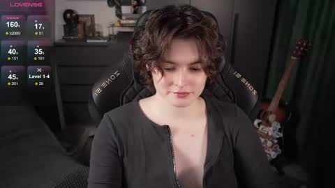 Helen Blossom online show from 07.28.26