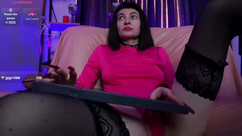 Lily Goddess online show from 12.12.24