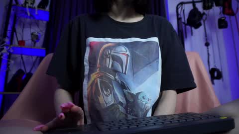 Snapshot of cyberxgoddess_ chatting on 01.19.25 Lily Goddess online show from 01.19.25