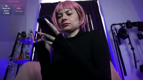 Snapshot of cyberxgoddess_ chatting on 02.13.25 Lily Goddess online show from 02.13.25