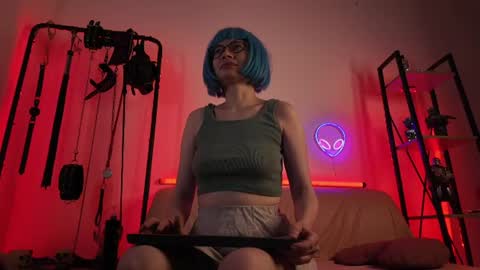 Snapshot of cyberxgoddess_ chatting on 06.24.26 Lily Goddess online show from 06.24.26