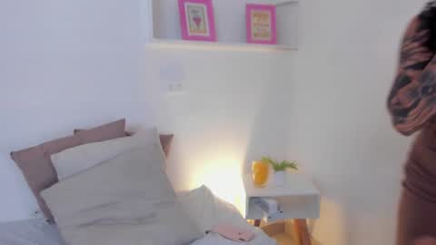 Cylie online show from 01.01.25