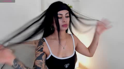 Cylie online show from 01.11.25