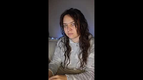 Snapshot of cyndee_winter chatting on 10.28.25 Cyndee Winter online show from 10.28.25