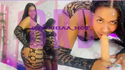 Snapshot of cynthiaa_hot_ chatting on 12.13.25 Cynthia online show from 12.13.25