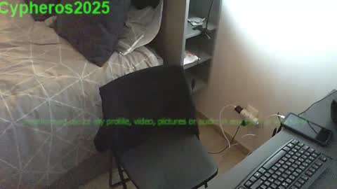 Snapshot of cypheros2025 chatting on 11.11.25 Chris online show from 11.11.25