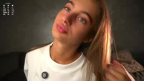 Isabella online show from 05.14.26