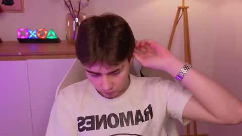 Snapshot of d3s_dn chatting on 03.06.26 Diss online show from 03.06.26