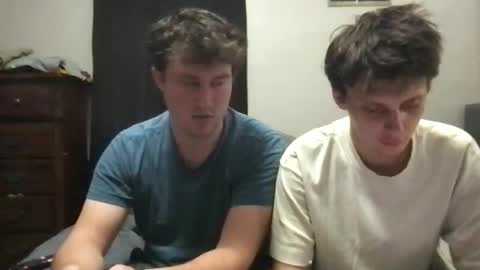 Aeboy12 online show from 10.28.25