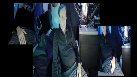 Snapshot of d_j_strokes chatting on 01.12.26 Dave online show from 01.12.26