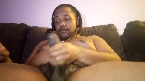 Snapshot of daboss233 chatting on 02.04.25 Saucy papi online show from 02.04.25