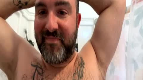 Snapshot of daddy_drew_va chatting on 07.25.26 Daddy Drew online show from 07.25.26