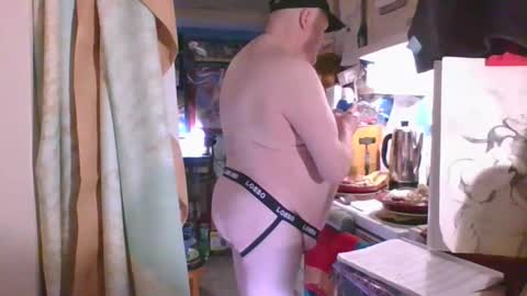 Snapshot of daddycubbyhubby chatting on 03.18.26 Daddy online show from 03.18.26