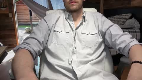 Snapshot of daddydoesit69 chatting on 04.04.26 Leo online show from 04.04.26