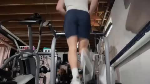 Snapshot of daddygmoney6969 chatting on 02.02.25 daddygmoney6969 online show from 02.02.25