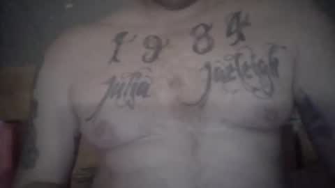 Snapshot of daddylong8499 chatting on 11.01.25 daddylong8499 online show from 11.01.25