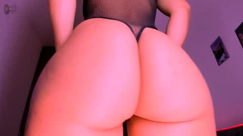 Snapshot of daddylovesmybigbutt chatting on 03.02.25 Creamy online show from 03.02.25