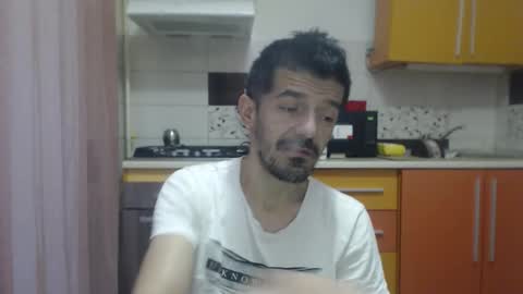 Snapshot of daddynextdoor86 chatting on 12.05.25 daddynextdoor86 online show from 12.05.25