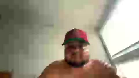 Snapshot of daddypapi1000 chatting on 06.17.26 daddypapi1000 online show from 06.17.26