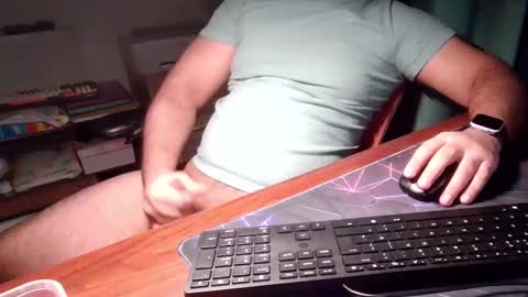 Snapshot of daddypimp3 chatting on 11.10.25 Paul online show from 11.10.25