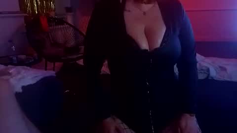 Daddys Cigar Slut online show from 12.21.25