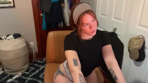 Snapshot of daddysfav_xx chatting on 01.10.26 princess online show from 01.10.26