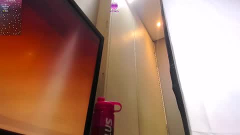 Snapshot of daddysgirls_7 chatting on 02.12.25 Daddys online show from 02.12.25