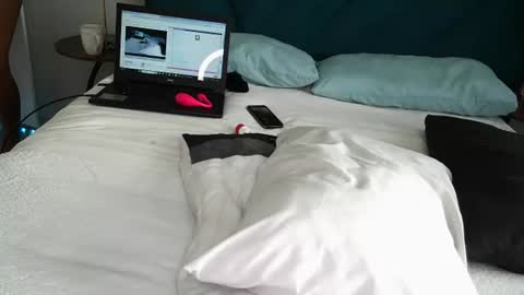Snapshot of daddyslittleebony chatting on 07.25.26 daddyslittleebony online show from 07.25.26
