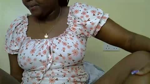 Snapshot of daddyslove_ chatting on 11.25.25 Daddys love online show from 11.25.25