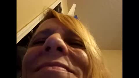 Snapshot of daddysmasterpiece19751973 chatting on 11.02.25 daddysmasterpiece19751973 online show from 11.02.25