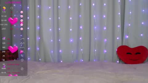 Snapshot of daddyssluttygirl_2001 chatting on 10.04.25 daddyssluttygirl_2001 online show from 10.04.25