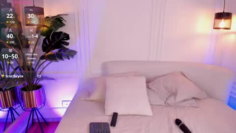 dafne_hillss online show from 11.22.25