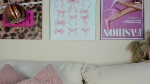 dafne_hillss online show from 06.27.26