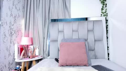 dafne_quenn online show from 10.01.25