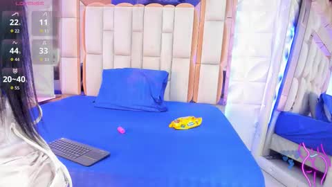 Dafnee online show from 11.06.25