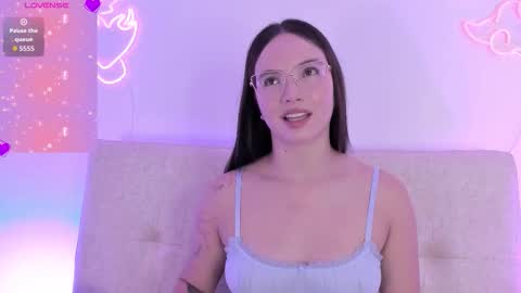 Snapshot of dafnevega chatting on 03.10.26 Dafne online show from 03.10.26