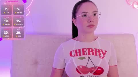 Snapshot of dafnevega chatting on 03.24.26 Dafne online show from 03.24.26