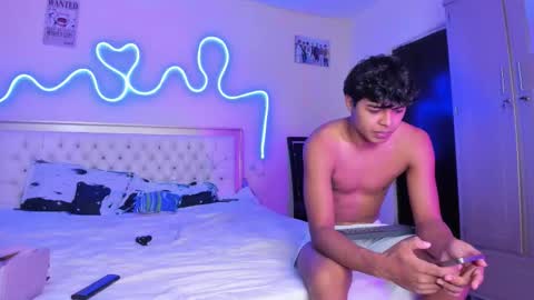 dafnezahiraa  online show from 12.19.25