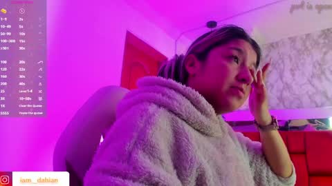 Snapshot of dahiana_dmour chatting on 05.28.26 Dahiana online show from 05.28.26