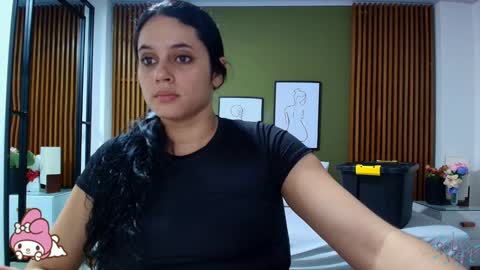  Dahiana  online show from 01.22.25