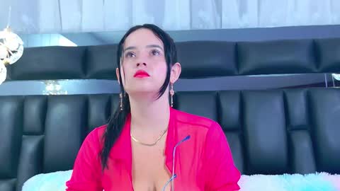 Snapshot of dahianamoss chatting on 10.19.25 Dahiana online show from 10.19.25