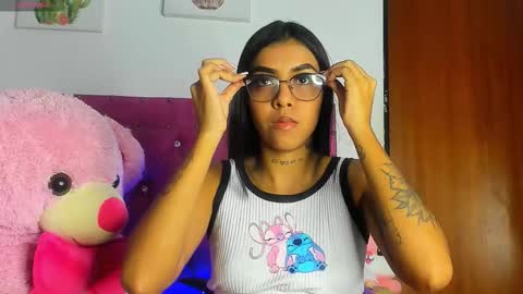 Snapshot of dahiangomezz chatting on 10.03.25    online show from 10.03.25