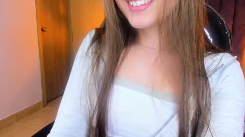 Dahlia online show from 11.18.25