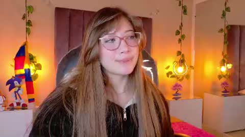 Snapshot of dahlia_rousse chatting on 06.20.26 Dahlia online show from 06.20.26