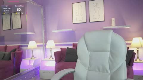 Snapshot of dahliagraey chatting on 10.01.25 Dahlia Grey online show from 10.01.25