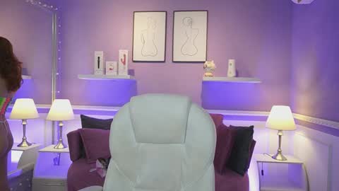 Snapshot of dahliagraey chatting on 11.08.25 Dahlia Grey online show from 11.08.25