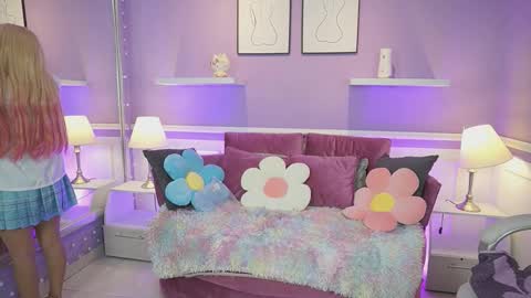 Snapshot of dahliagraey chatting on 11.25.25 Dahlia Grey online show from 11.25.25