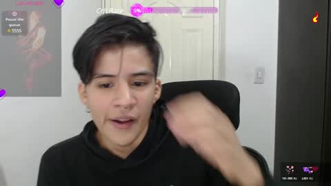 Snapshot of dahliarios chatting on 12.15.24 lorena online show from 12.15.24